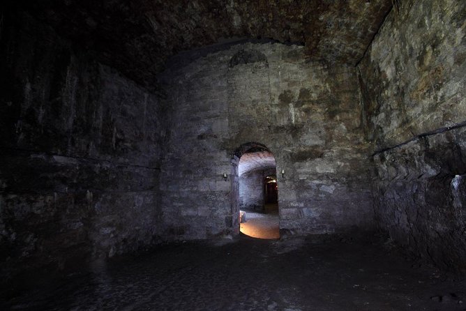Multi-Sensory Small-Group Historic Vaults Tour in Edinburgh - Why South Bridge Vaults Feel Like a Secret City Under Old Town