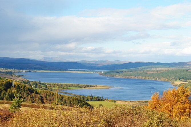 North Day Tour: Dunrobin Castle, Glenmorangie, Dornoch and More - Entering Dunrobin Castle and Gardens (plus the falcon show)