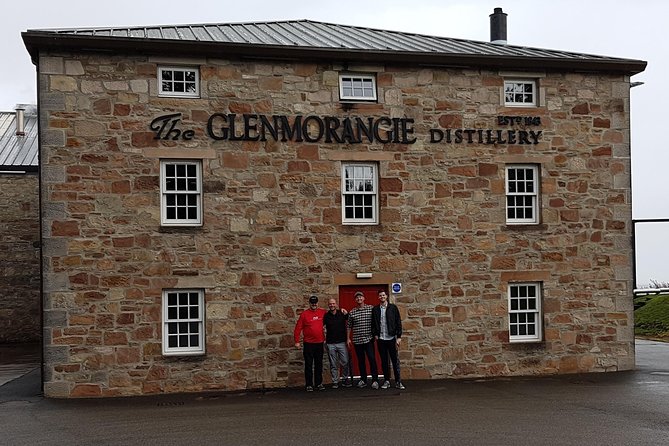 North Highland Deluxe Whisky Tour with Castle Option - Clynelish Distillery: The Tasting Bar Is the Real Win