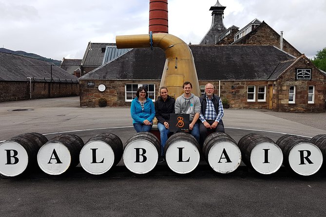 North Highland Deluxe Whisky Tour with Castle Option - Glenmorangie Distillery: Free Shop Time, Smart Ways to Use Your Hour