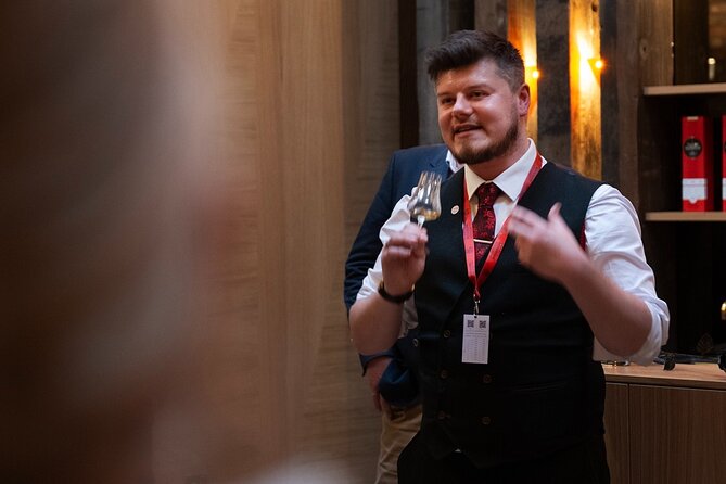 Official Guided Distillery Tour and Whisky Tasting near Edinburgh - Price and value for a Scotland whisky stop near Edinburgh