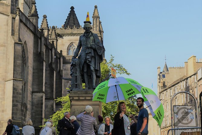 Old Town Walking Tour History and Tales in Edinburgh - Professional Guides, Storytelling Styles, and the Humor Factor