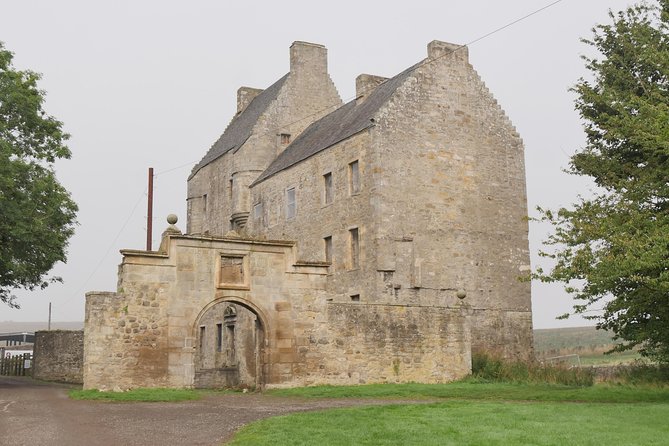 Outlander Blood of my Blood 3 location day tours from Edinburgh - Timing and weather: what to expect on the day