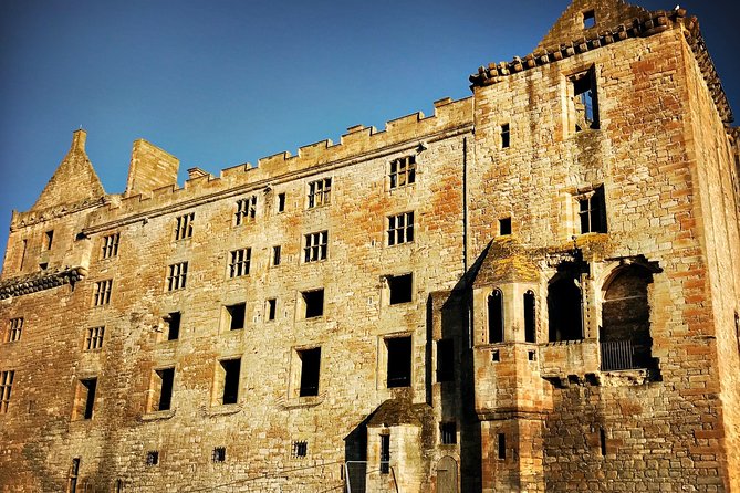 Outlander Odyssey: Outlander Filming Locations Private Day Tour - Falkland Palace and Gardens: royal stays, Mary Queen of Scots vibes, and that tennis-court detail