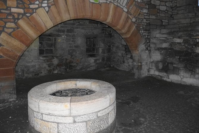 Outlander Special - Stop 2: Blackness Castle as Fort William, More Grounds to Wander