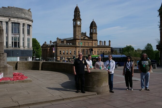 Paisley History Walking Tour with Personal Audio - Art Deco and child welfare: a serious story in style