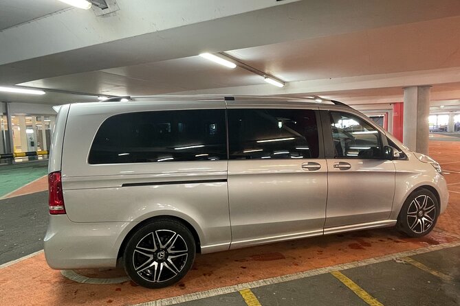 Private Airport Transfer from Edinburgh airport to Glasgow - The Chauffeur: Professional, Discreet, and Locally Useful