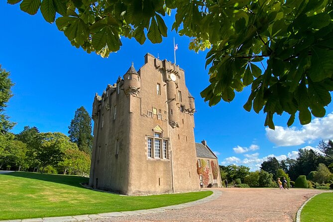 Private Balmoral Glamis Dunnottar Castles Tour from Aberdeen - Royal Lochnagar Distillery Option Near Balmoral