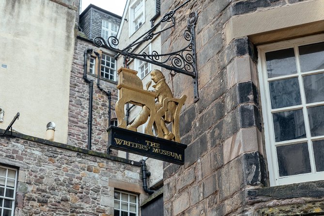 Private City Kickstart Tour: Edinburgh - The guide is the product: stories, humor, and practical tips