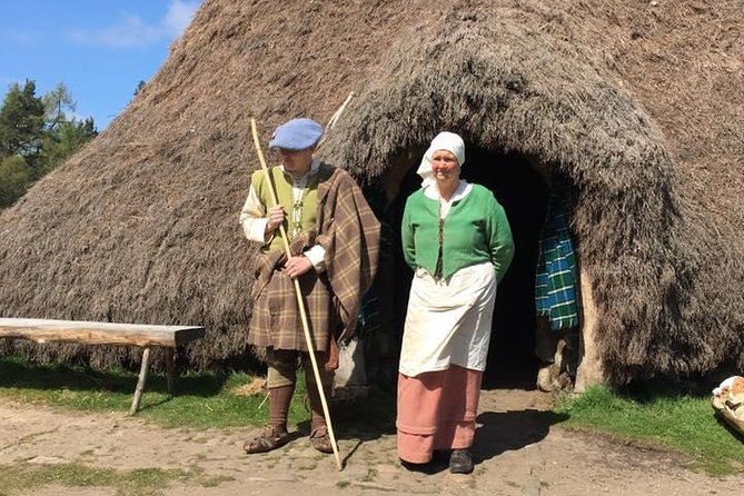 Private - Culloden, Clava Cairns Day Tour from Edinburgh - Clava Cairns: short guided time, big photo payoff