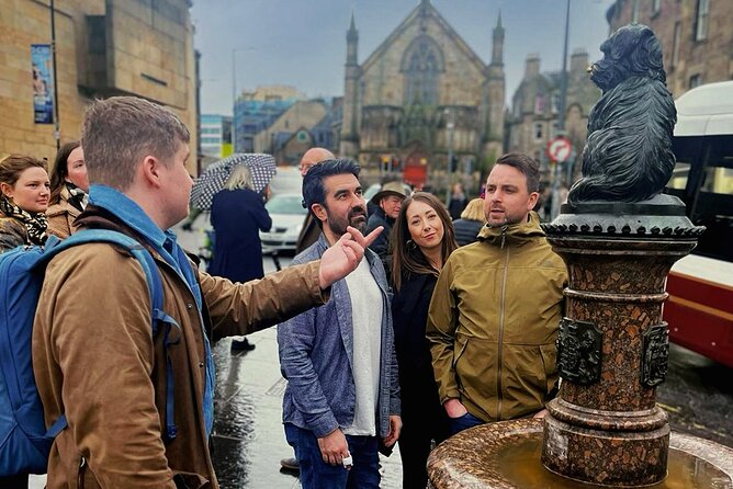 PRIVATE Edinburgh Food Tours - Old Town, Leith - Castle Views and the First Taste Right by a Landmark