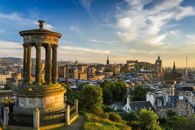 Private Edinburgh Full Day Guided Tour in a Black Cab LEVC TX - Why a Black Cab Day Tour Works So Well in Edinburgh