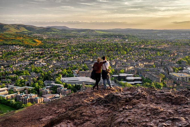 Private Edinburgh Tour for Families with a Local, 100% Personalized - Edinburgh Castle as an optional feudal-history moment
