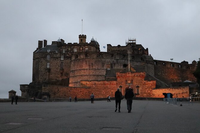 Private one hour Harry Potter walking tour - Meeting at Tartan Weaving Mill on Castlehill, then easing into Old Town