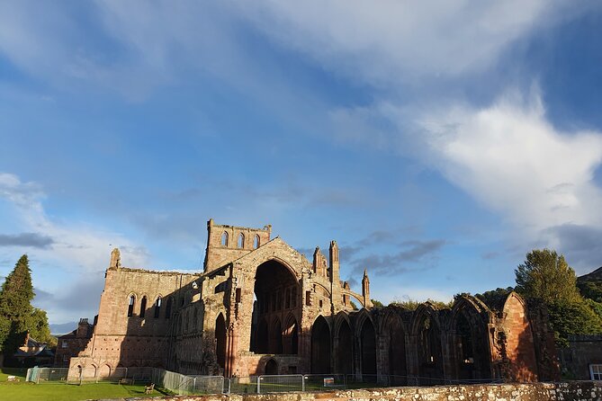 Private Scottish Border Day Tour - Craigmillar Castle: Mary, Queen of Scots Starts Your Day