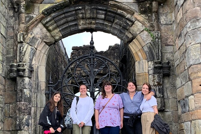Private Stirling Old Town Tour - Stirling Castle: Learning While You Walk Up, Not Just When You Enter