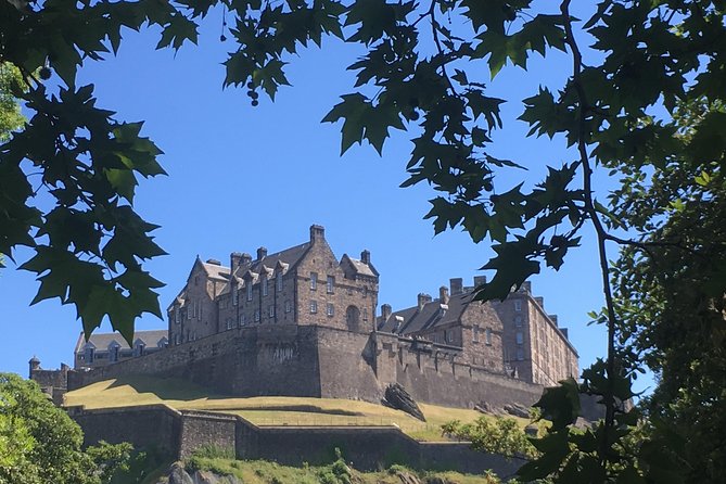 Private Walk: Edinburgh Old Town and New Town - Pickup from central Edinburgh, and what the 3 to 4 hour timing feels like