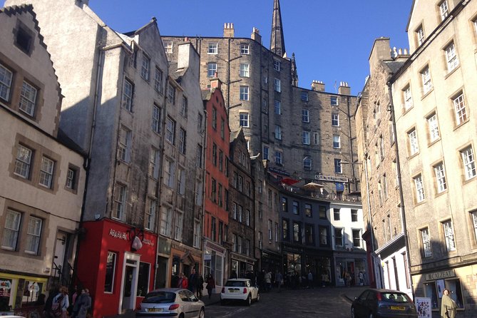 Private Walk: Edinburgh Old Town and New Town - The New Town shift: 18th century Georgian Edinburgh, open spaces, and big architecture