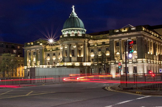 Private Walking Tour: Glasgow City Highlights - George Square statues and the civic events Glasgow likes to host