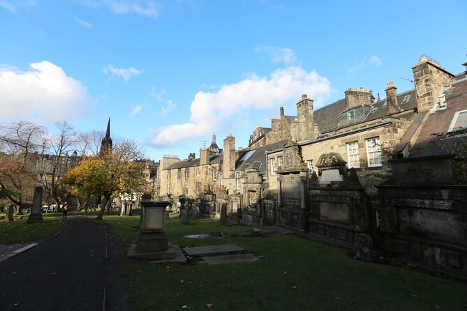 Private Walking Tour in Edinburgh: Harry Potter Inspirations - Victoria Street: turning a fun street into a Potter scene
