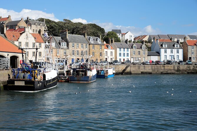 Privately Guided St Andrews & Fife Day Tour from Edinburgh - Lunch with views at Tom Morris Bar and Grill