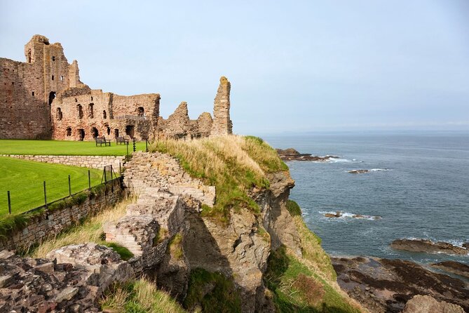 Puffin Boat Trip & Tantallon Castle Day Trip from Edinburgh - North Berwick stop: use the hour to reset and eat well