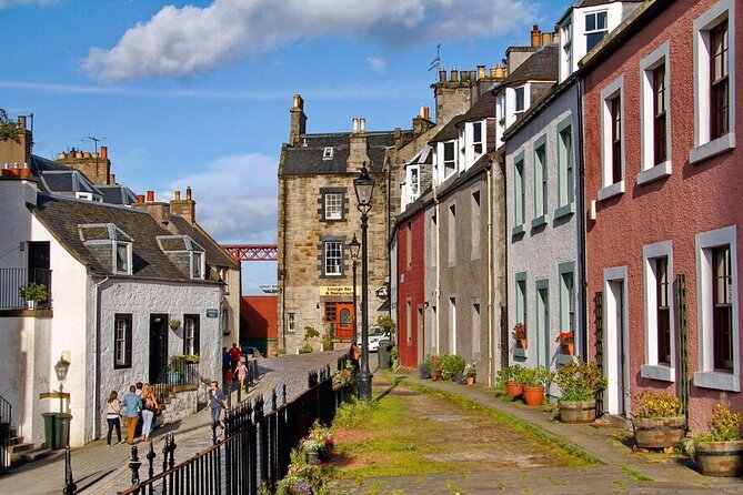Queensferry Walking Tour - Why the guide pace matters on a 2-hour walk