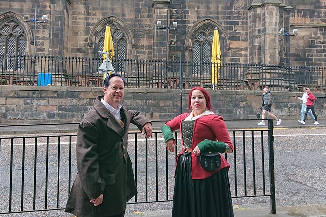 Rebel!Rebel! Jacobite Tour - Outlander's Scotland - St Giles and the Royal Mile: where the tour sets the rules of the city