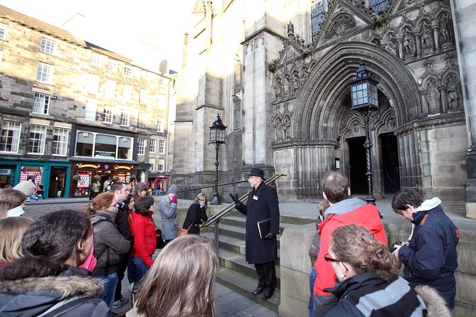 Royal Mile and Edinburgh Castle - Small Group Walking Tour - Edinburgh Castle with a guided intro, then room to wander