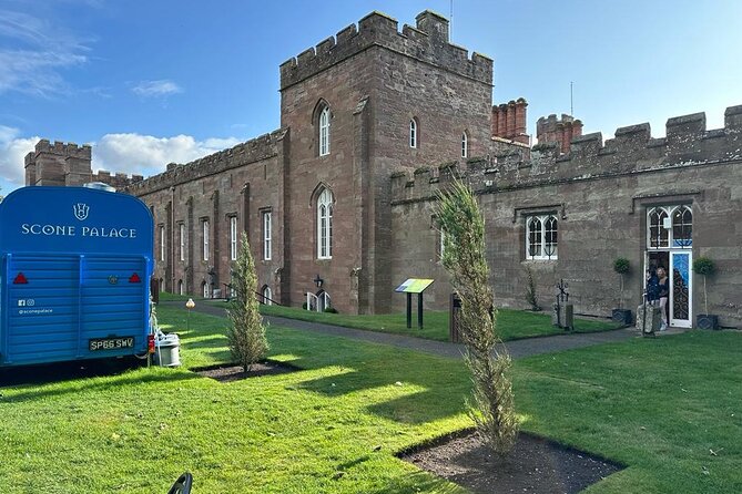 Scone Palace, Nature, Pitlochry, Whisky Experience from Edinburgh - Scone Palace: royal drama, gardens, and a proper Scottish scone