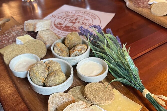 ScotchandScran OldTown Tour, Whisky Tasting, Scottish Charcuterie - Where you meet, where you end, and why timing matters