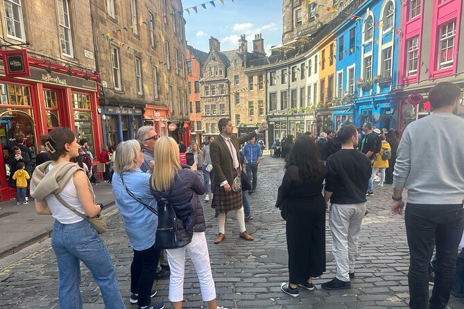 ScotchandScran OldTown Tour, Whisky Tasting, Scottish Charcuterie - The whisky tasting with Hector Maclean: what you learn beyond the pour