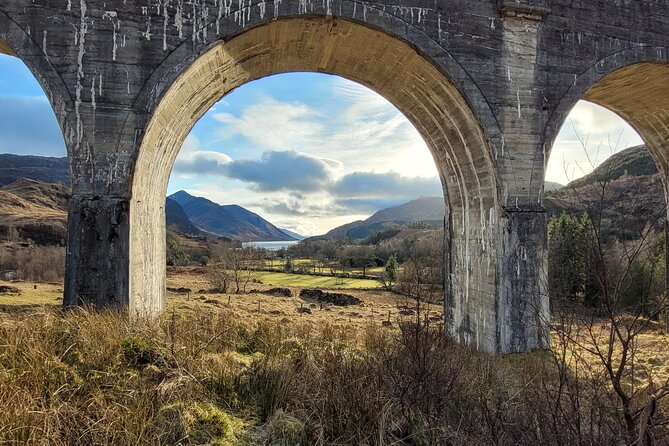 Scottish Highlands and Glencoe Tour - Castles, Glens & Waterfalls - Following the West Highland Way Toward Glencoe