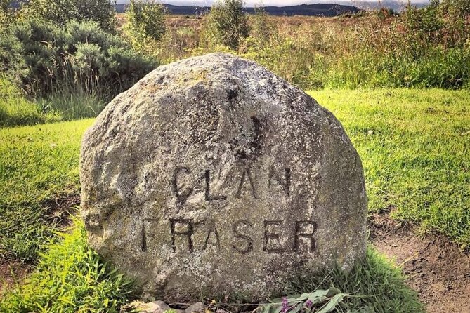 Secret Loch Ness, Inverness Castle visit, Culloden, Clava Cairns - Robertson’s near Beauly: Highland cows with a hands-on payoff