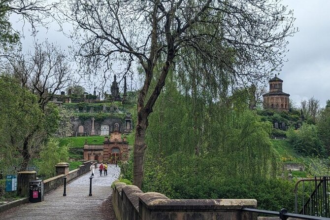 Shore Excursion from Greenock: Glasgow, Kelpies, Falkirk Wheel - Provand’s Lordship and St Mungo Museum for Old and Human Stories