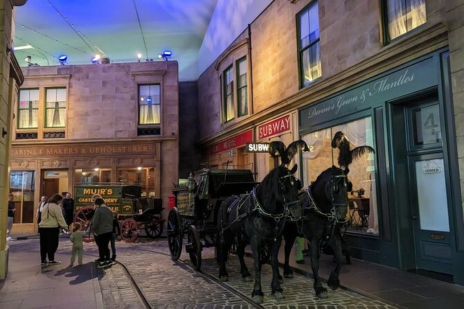Shore Excursion from Greenock: Glasgow, Kelpies, Falkirk Wheel - The Kelpies and The Helix, Scotland’s Giant Equine Moment