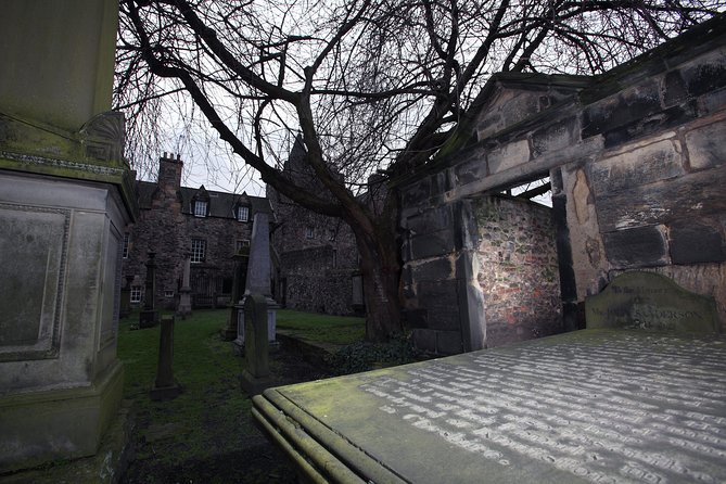 Small Group Edinburgh Underground Vaults & Graveyard Ghost Tour - What to Wear, What to Expect Outdoors, and What Might Feel Short
