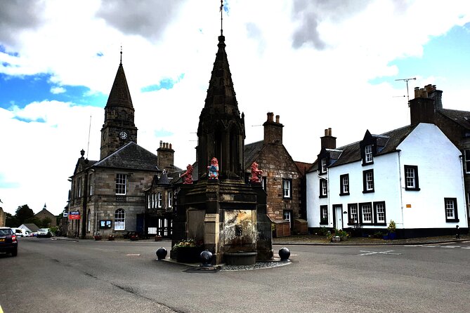St Andrews Small Group Day Tour from Edinburgh - St Andrews University and St Salvator’s Chapel: small stops with big atmosphere