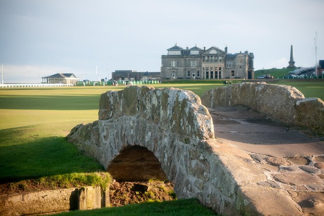 St. Andrews & The Old Course Private Day Tour from Edinburgh - The Jigger Inn 19th hole stop for lunch and Scottish beer