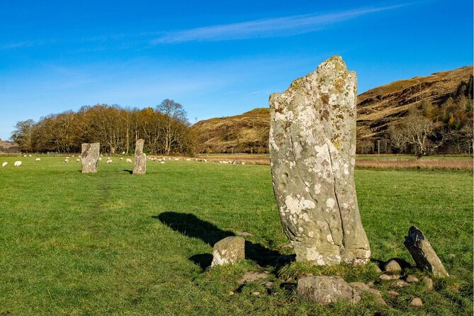 Standing Stones, Inveraray and Kilchurn Castle & Highlands Tour starting Balloch - Along Loch Awe to Kilchurn Castle: A Short Walk That Feels Like a Movie Set