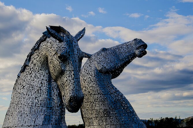 Stirling Castle, Kelpies and Loch Lomond from Edinburgh - The Kelpies at The Helix, your quick photo-and-walk stop
