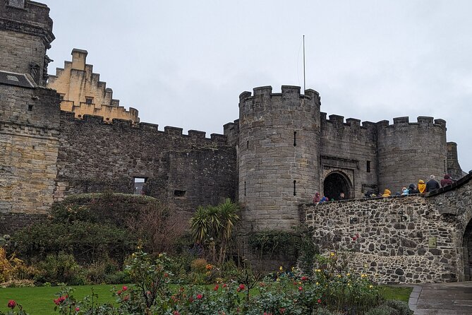 Stirling Castle, Kelpies, Falkirk Wheel, Cows Half Day Tour - Pollok Country Park and the Highland cows stop that resets your brain