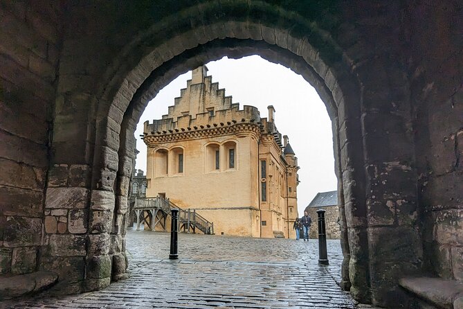 Stirling Castle, Lindores Distillery and St Andrews private tour - The big idea: a private route that hits Scotland’s greatest hits fast
