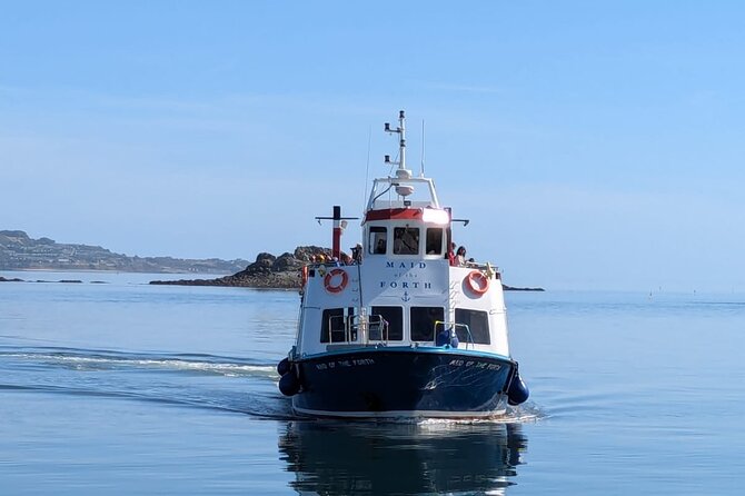 Stunning 90-Minute Firth of Forth Sightseeing Cruise Adventure - Going under the Forth Bridge, up close