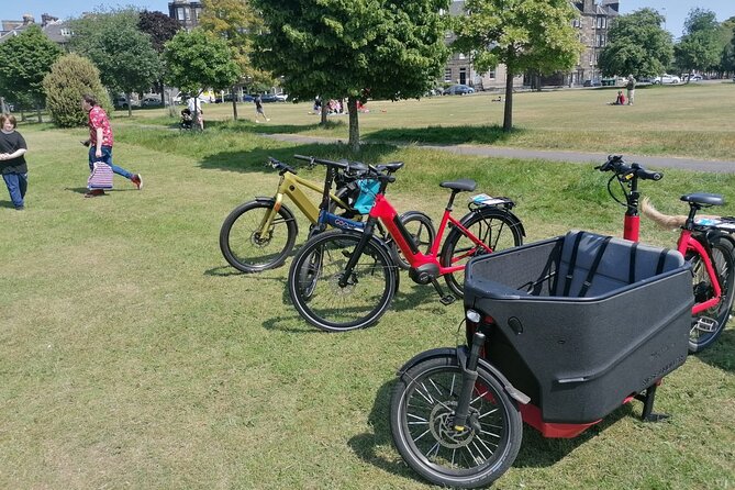 Stunning Edinburgh E-bike Tour max 10 people small group - Arthur’s Seat on an e-bike: the best views for the least suffering