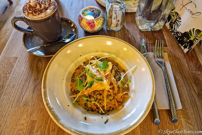 Tailored Premium Edinburgh Food Tour with Highest Quality Dishes - What you’ll actually eat: classic Scottish comfort, plus smart variety