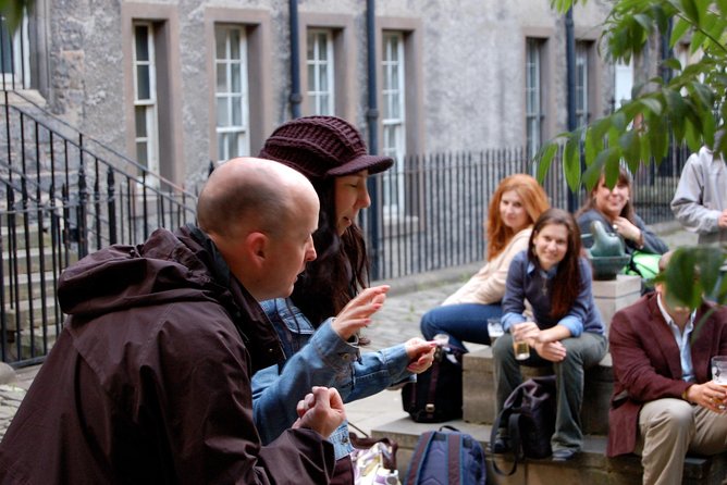 The Edinburgh Literary Pub Tour - Timing, Meeting Point, and How to Not Feel Rushed