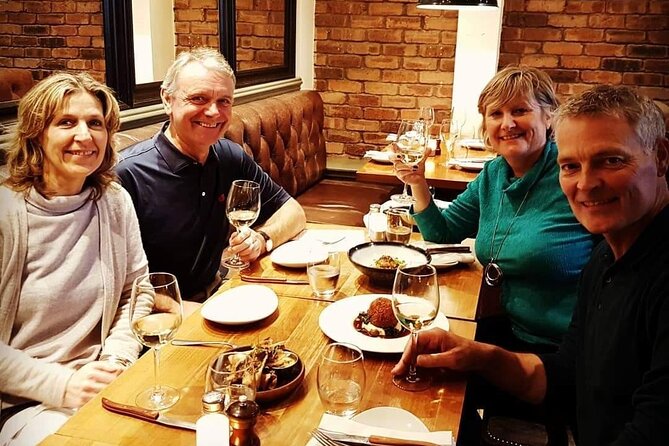 The Original Glasgow Food Tour: Locally run & hidden gems - The walking parts: University of Glasgow and Kelvingrove Park
