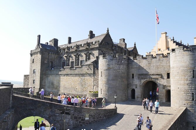 the World Famous Kelpies and Stirling Castle small group tours - Pickup and private-car comfort, including what to watch for