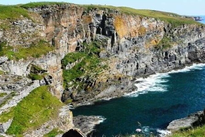 Top Of The Highlands Tour: John O' Groats, Caithness and More - Whaligoe Steps and Dunnet Head: the stairway to a hidden harbor feeling